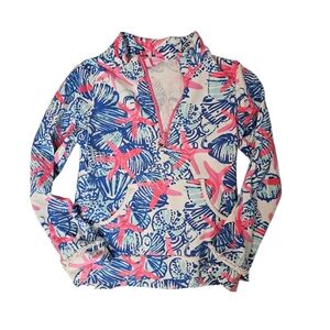 Lilly ulitzer Skipper Popover in the "She She Shells" starfish print, Size Mediu
